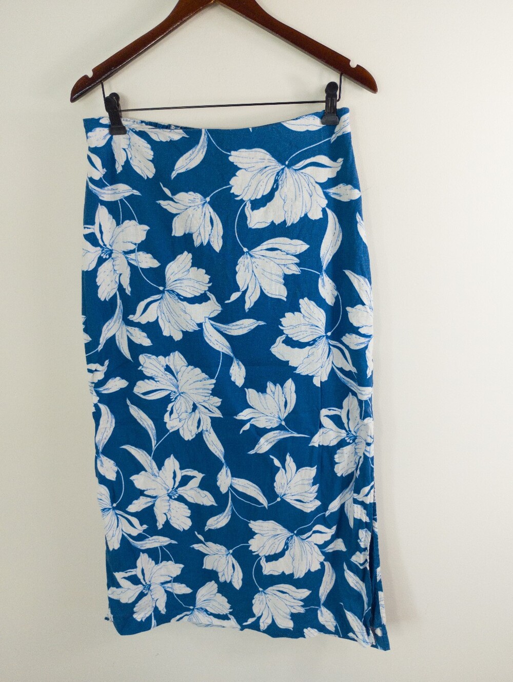 GAP Blue Floral Linen Blend Maxi Skirt Elastic Waist Slit Medium
